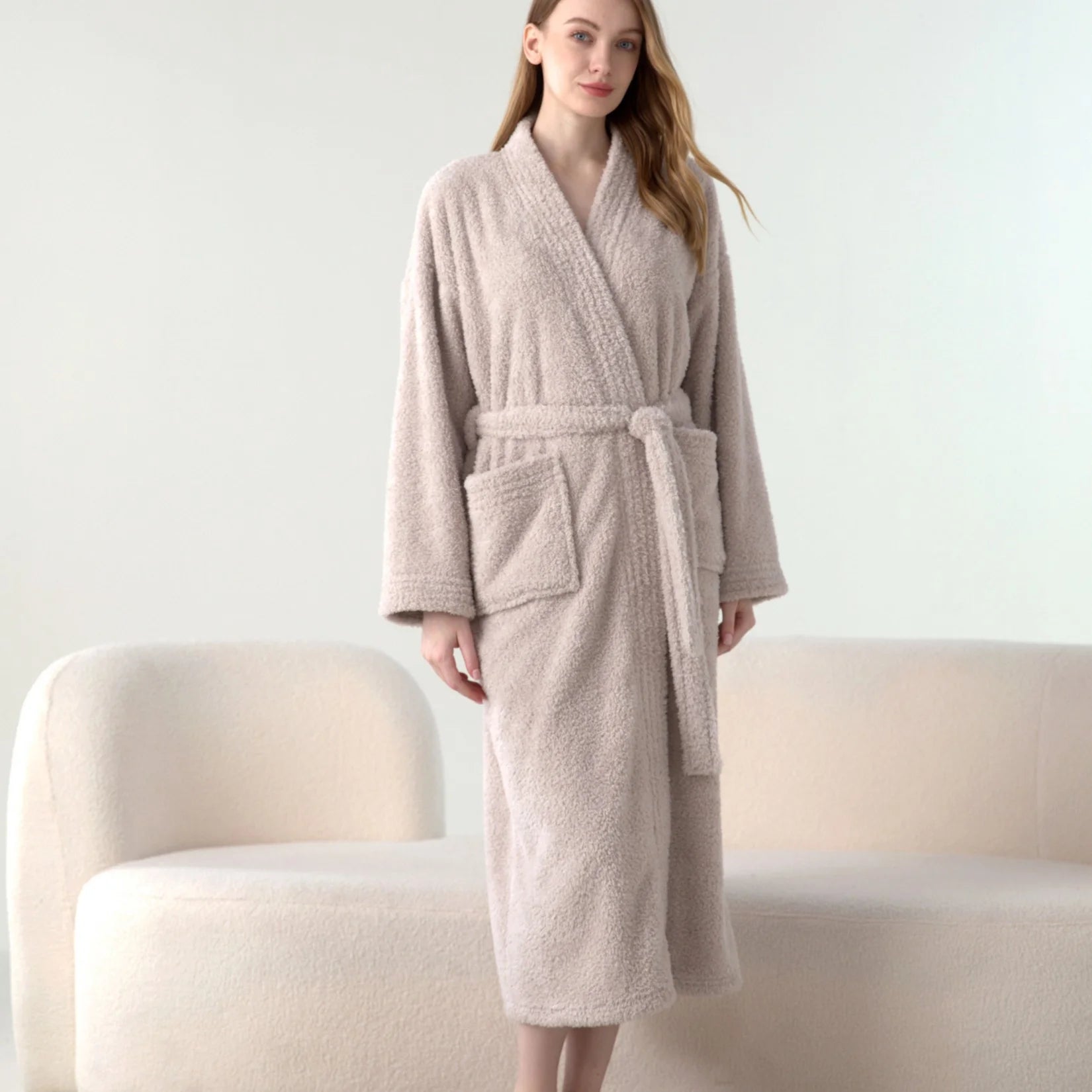 Chic Beige Women's Fleece Bathrobe - Cozy Long Sleeve Loungewear for Cold Weather in Medium-Large